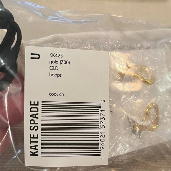 kate spade Gold Heart You Hoops/NWT - Picture 9 of 9